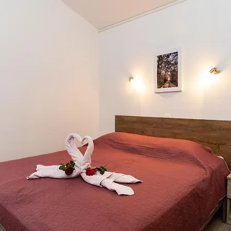 Holiday Home Kerniat Pula Exterior photo