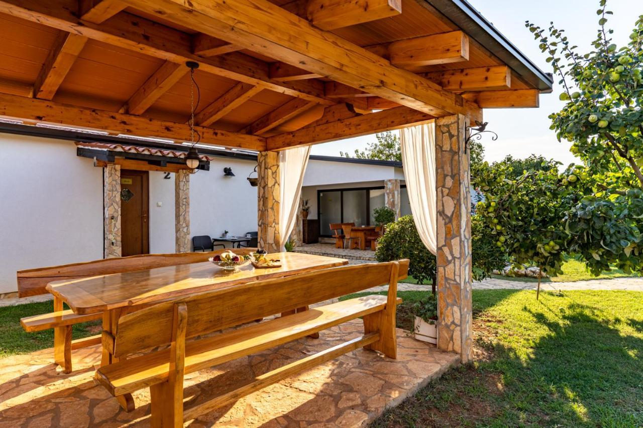 Holiday Kerniat Holiday home Pula