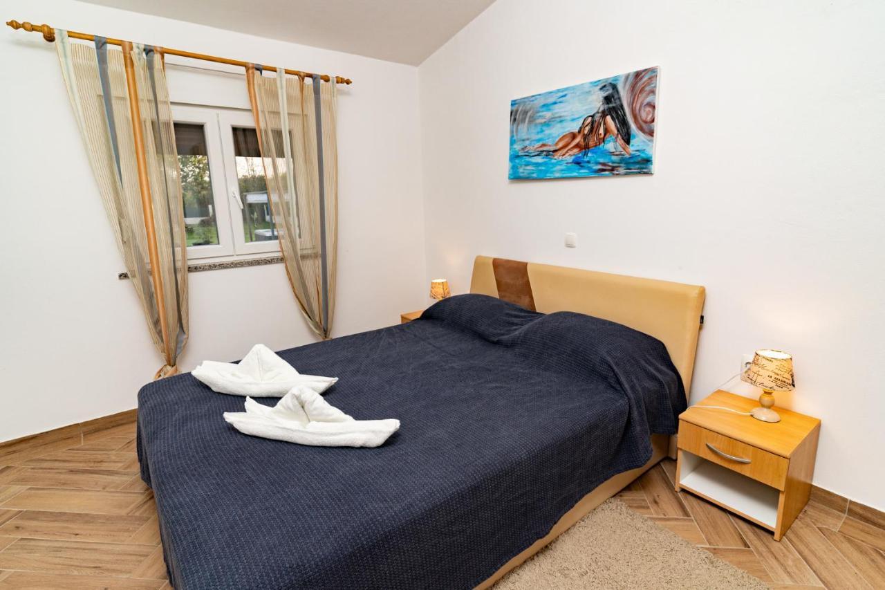 Holiday Kerniat Holiday home